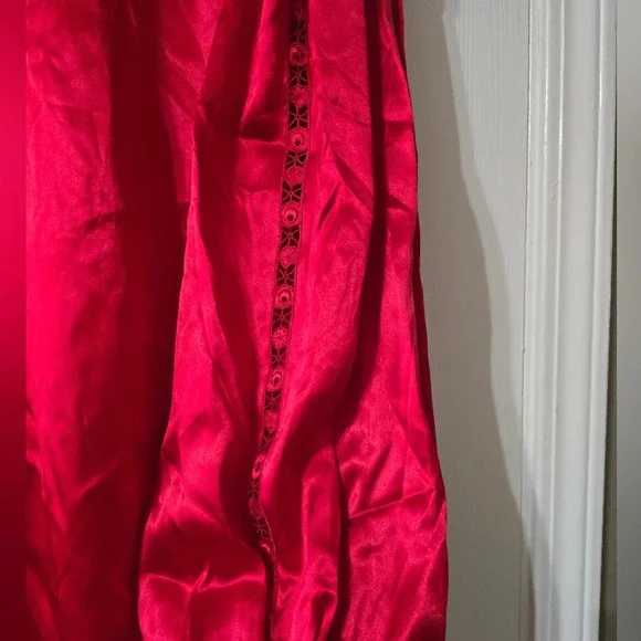 Vintage Pierre Cardin Pure Silk Blouse, Pleated Shoulders, Crochet Detail, EUC! - Picture 7 of 10